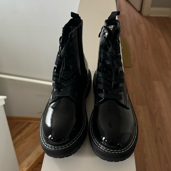 Brand new “Cushionaire “memory foam boots for women.Size-9,color black.🖤 - Picture 2 of 10